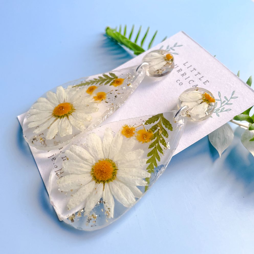 Daisy & Wattle Geode Earrings