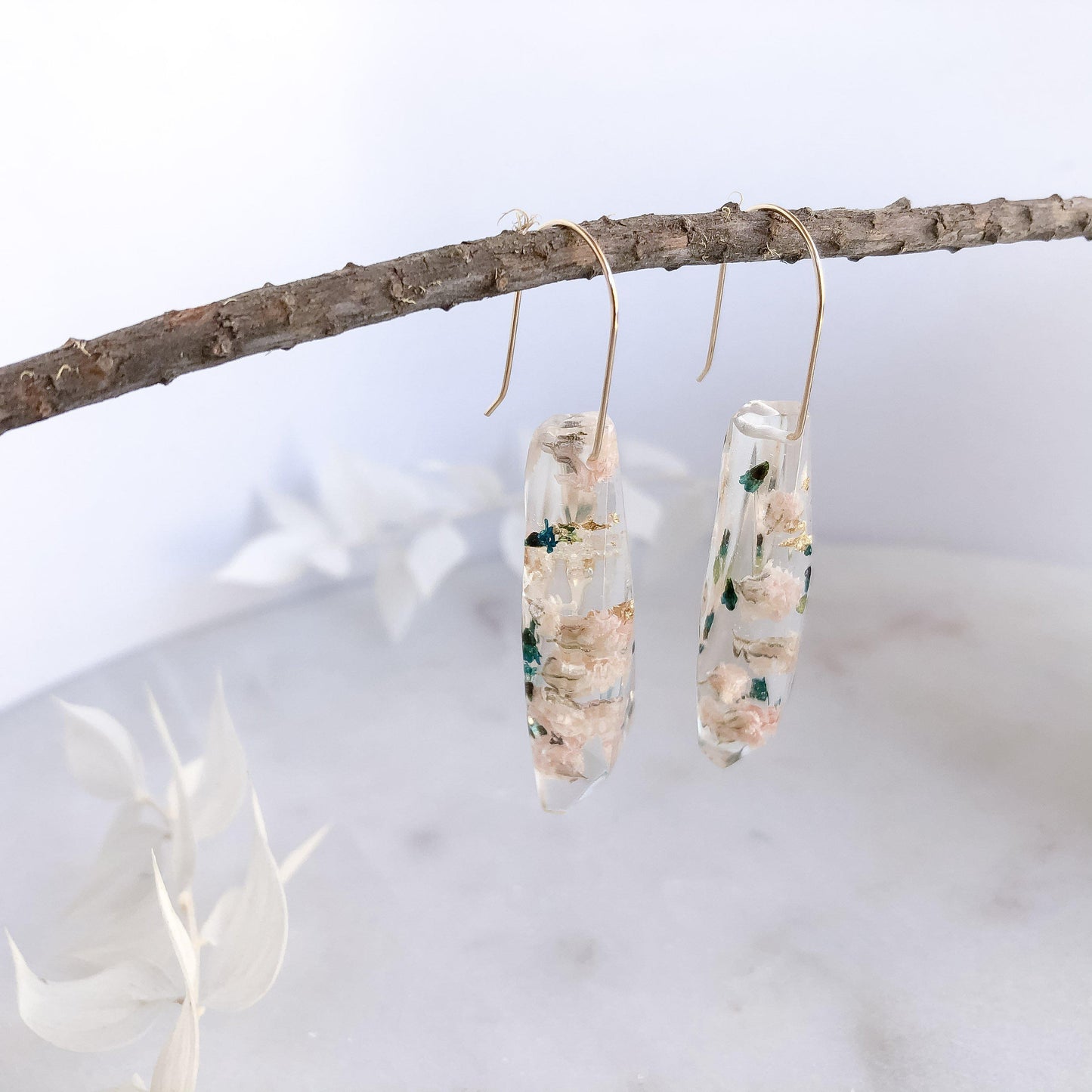 Faceted Dangles - Baby's Breath & Thyrptomene - Little Hurricane Co