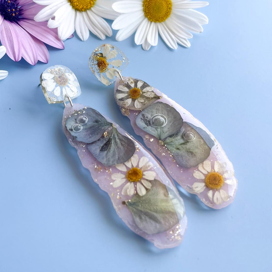 Daisy & Hydrangea garden Geode