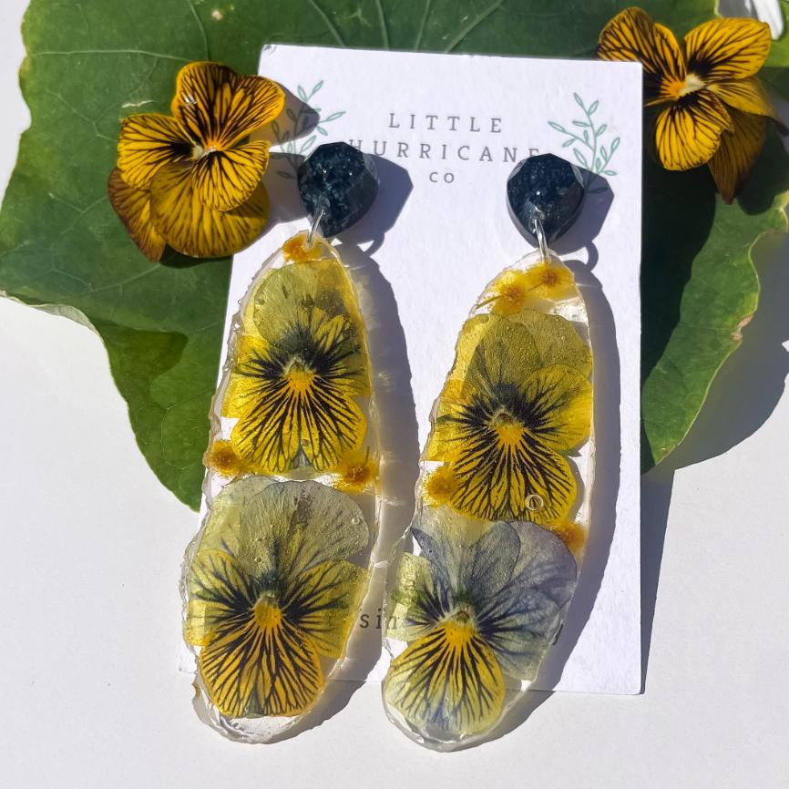 Tiger Eyes Viola Geode