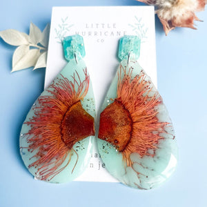 Pink Orange Gum on Aqua Teardrop Geode