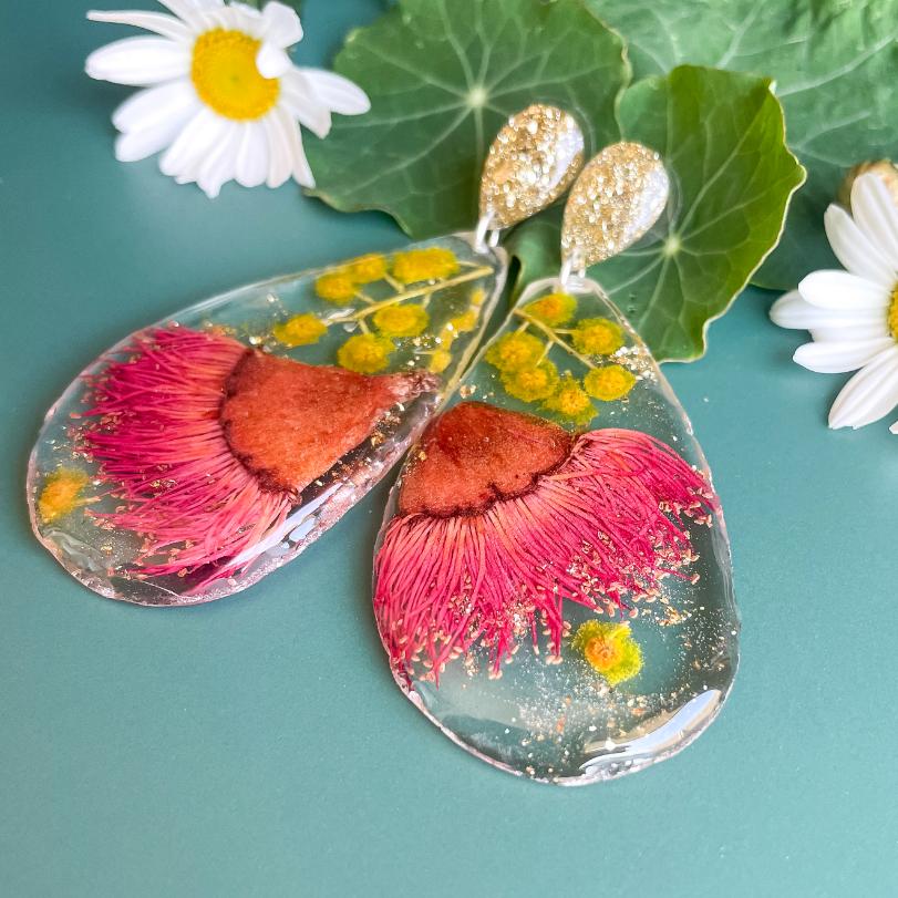 Pink Gum & Wattle Teardrop Geode