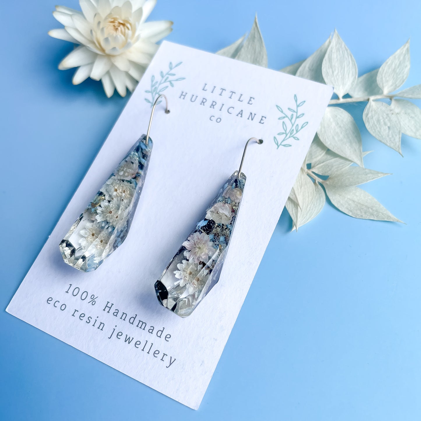 Faceted Dangles - Rice Flower & Thyrptomene on black