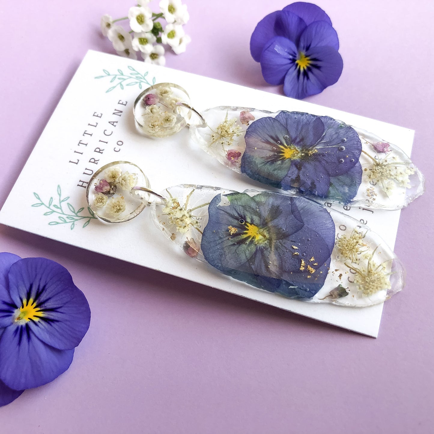 Viola & Queen Anne's Lace Geode