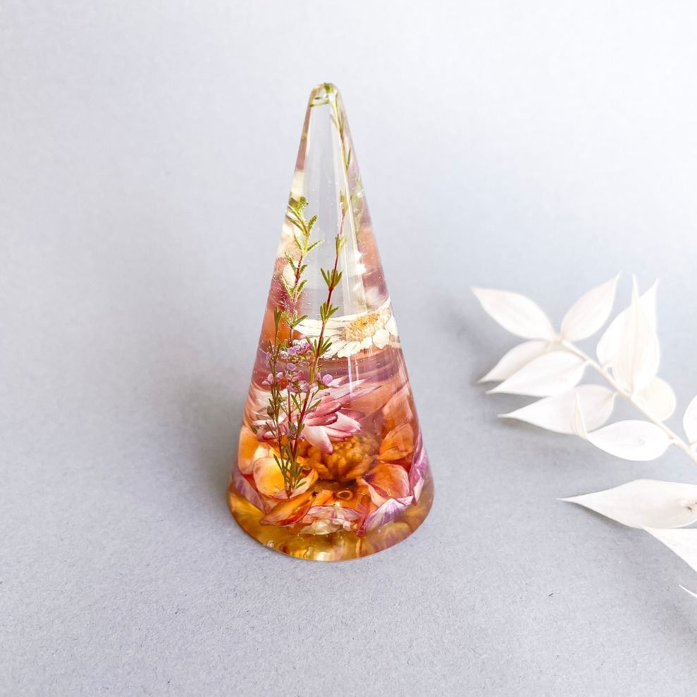 Flower & Daisy  Ring Cone