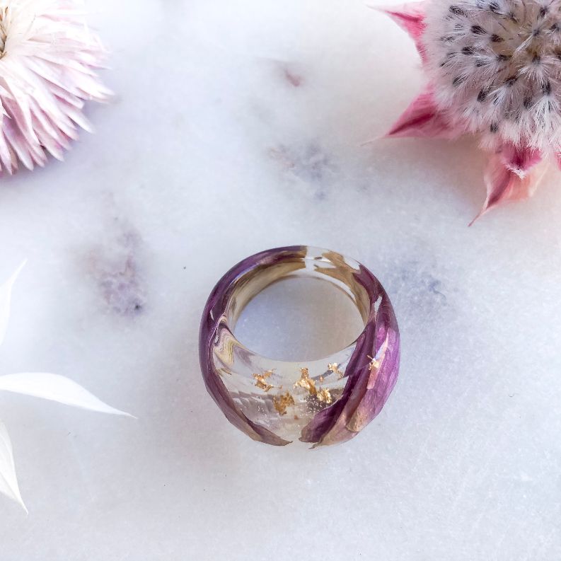 Statement Flower Petals Faceted Ring