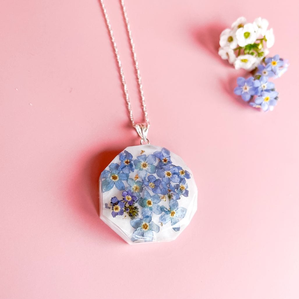 Forget me not necklace