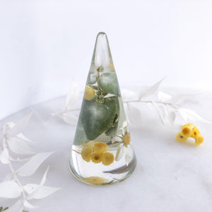 Daisy & Eucalyptus Leaves Ring Cone - Little Hurricane Co