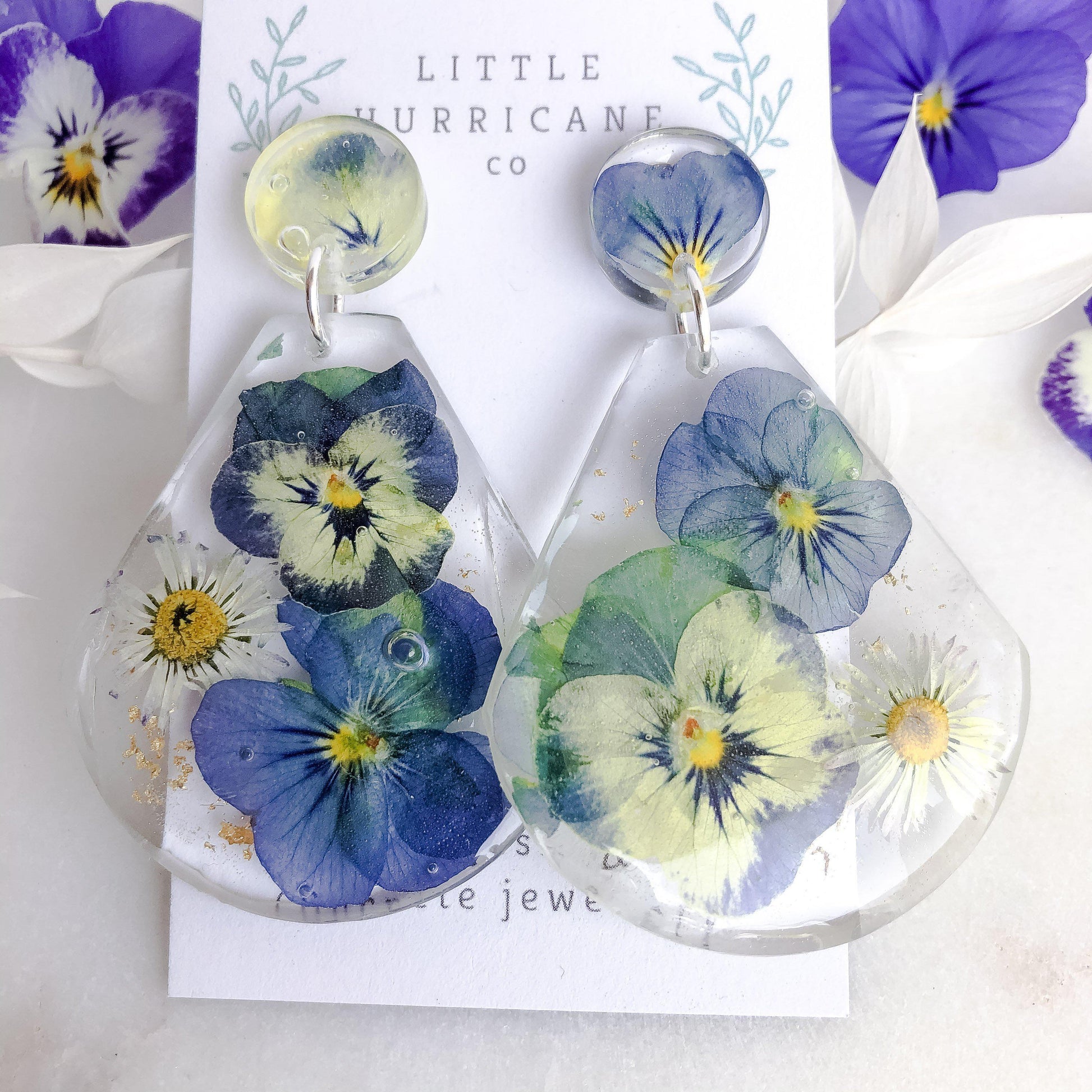 Daisy & Viola Teardrop Garden - Little Hurricane Co