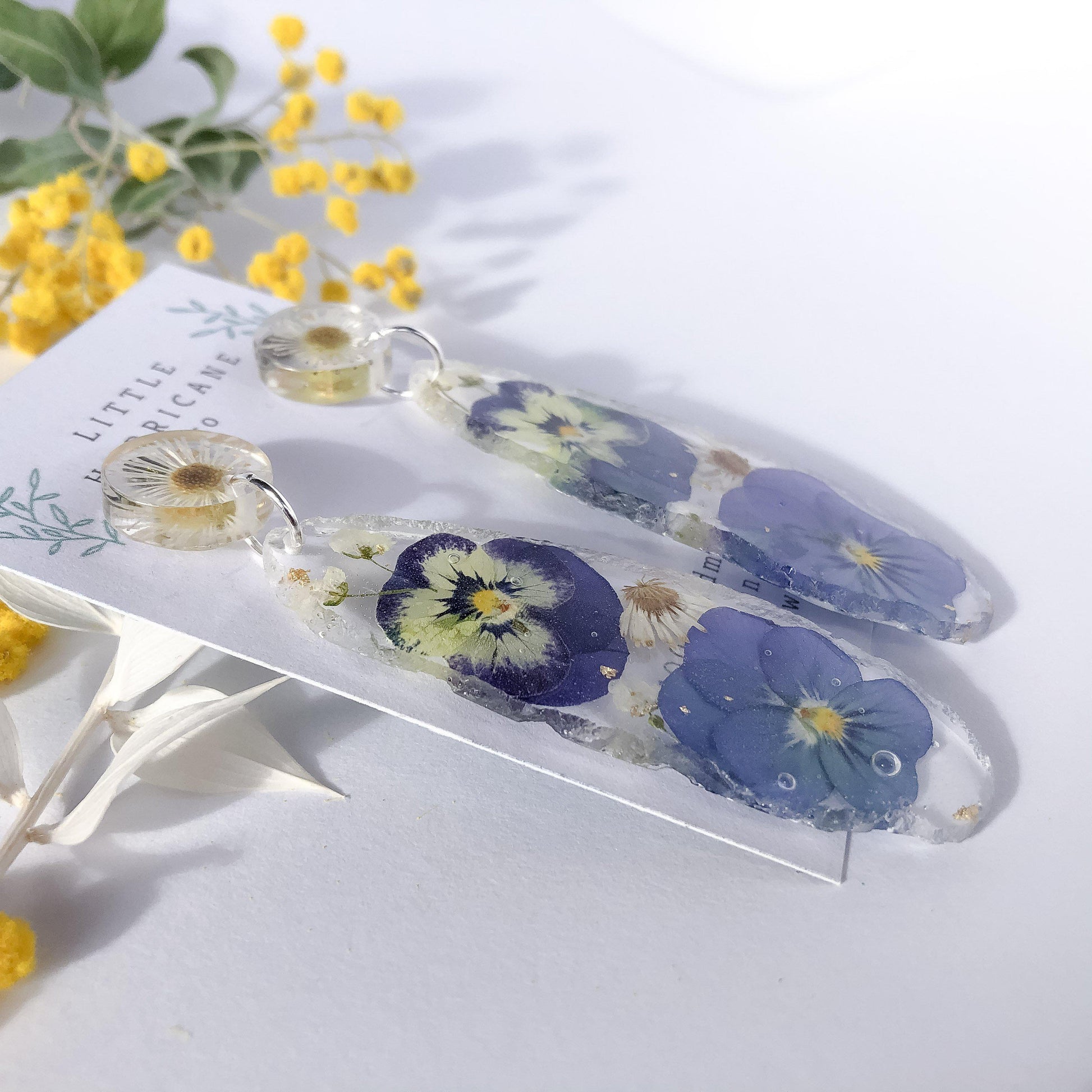 Daisy & Violas garden Geode - Little Hurricane Co