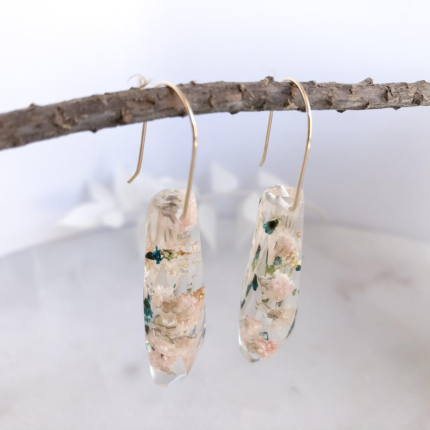 Faceted Dangles - Baby's Breath & Thyrptomene - Little Hurricane Co