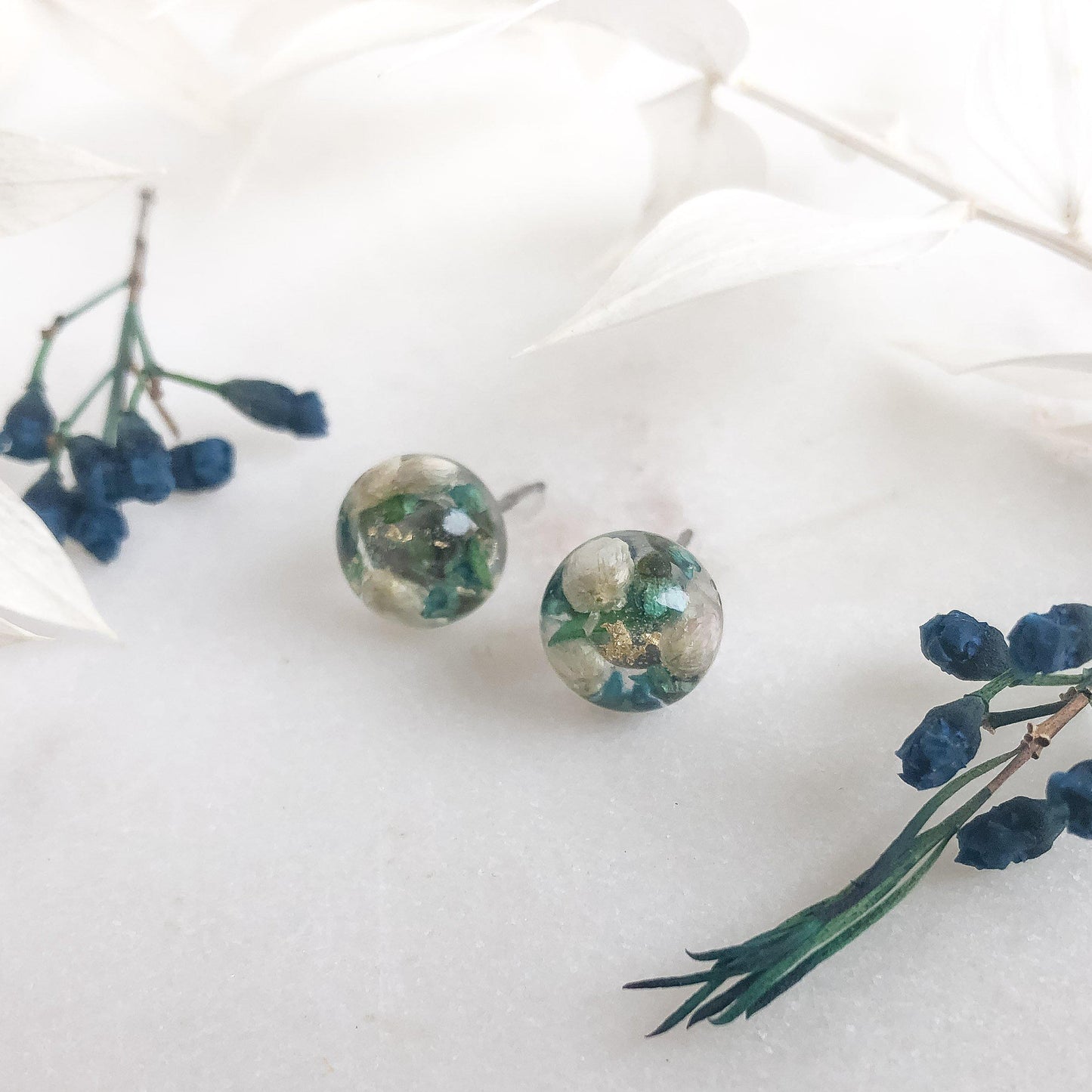 Sphere Studs - Rice Flower - Little Hurricane Co
